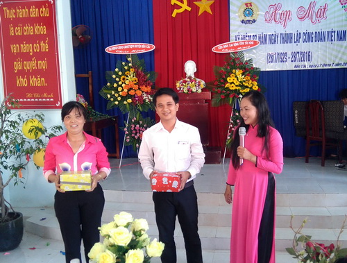 LĐLĐ huyện Bến Cầu họp mặt kỷ niệm 87 năm ngày thành lập Công đoàn Việt Nam