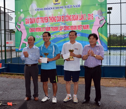 Giải quần vợt nam nhân kỷ niệm 87 năm ngày thành lập Công đoàn Cao su Việt Nam 
