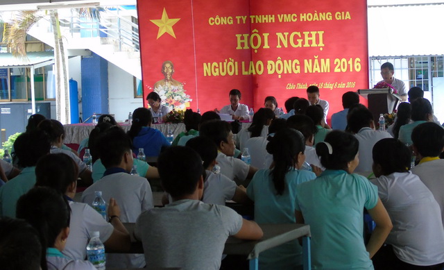 Công ty TNHH VMC Hoàng Gia tổ chức Hội nghị người lao động năm 2016  