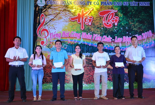 Hội thi Tiếng hát CNVCLĐ Công ty Cổ phần cao su Tây Ninh năm 2016