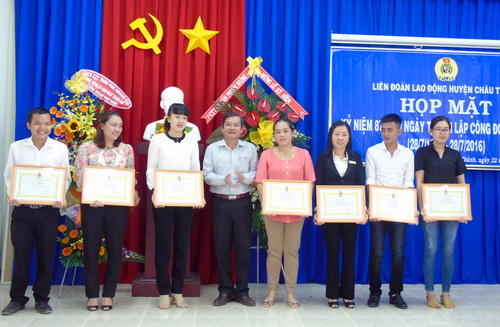 LĐLĐ huyện Châu Thành họp mặt kỷ niệm 87 năm ngày thành lập CĐVN