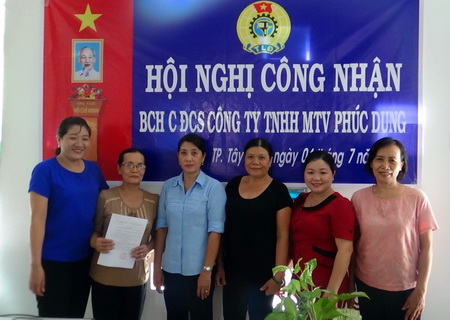 LĐLĐ Thành phố Tây Ninh thành lập Công đoàn cơ sở Công ty TNHH MTV Phúc Dung