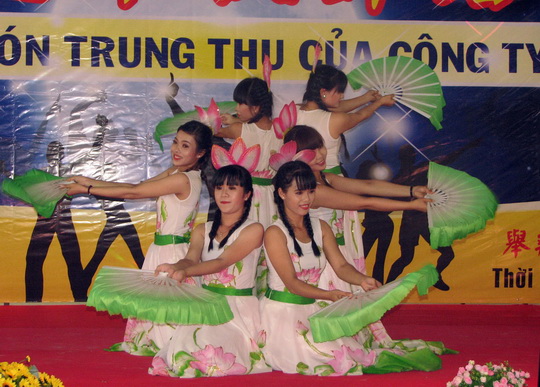 CĐCS Công ty TNHH Pou Hung Việt Nam tổ chức thi vũ đạo đón Trung thu 2016