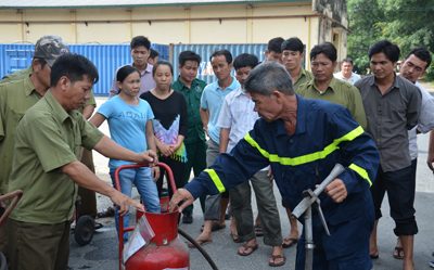 Công ty CP cao su Tây Ninh tập huấn nghiệp vụ PCCC và cứu hộ, cứu nạn