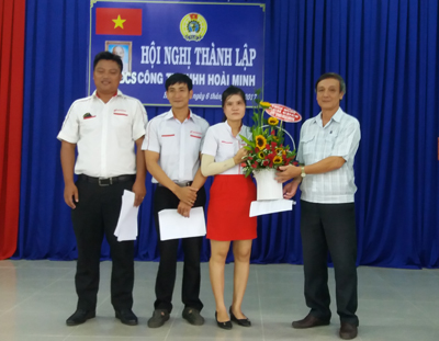 Thành lập Công đoàn cơ sở Công ty TNHH Hoài Minh