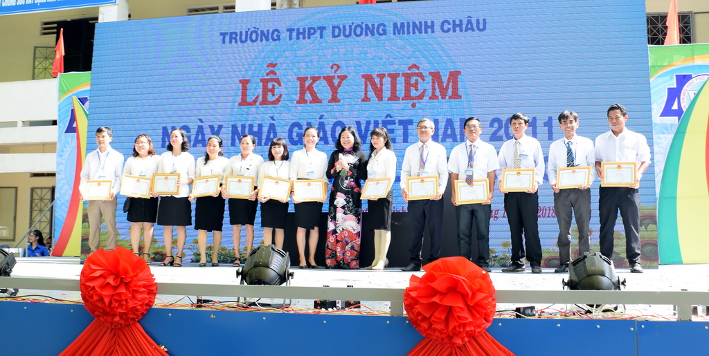 Trường THPT Dương Minh Châu long trọng kỷ niệm 40 năm thành lập