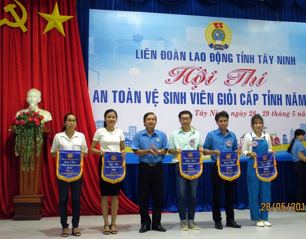 LĐLĐ huyện Gò Dầu giành giải nhất Hội thi An toàn vệ sinh viên giỏi cấp tỉnh năm 2019