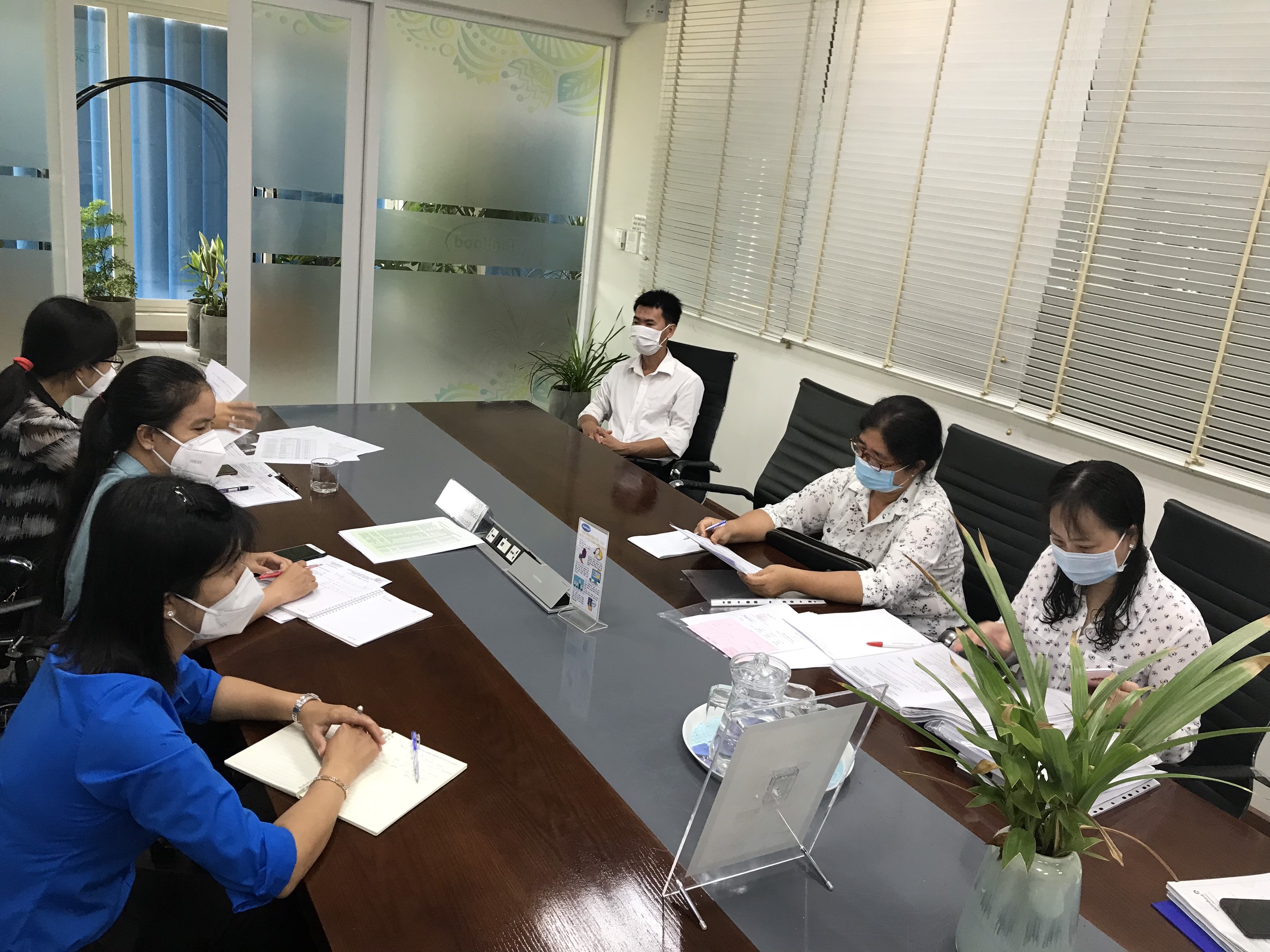 Gò Dầu kiểm tra tình hình thực hiện khôi phục sản xuất tại các doanh nghiệp