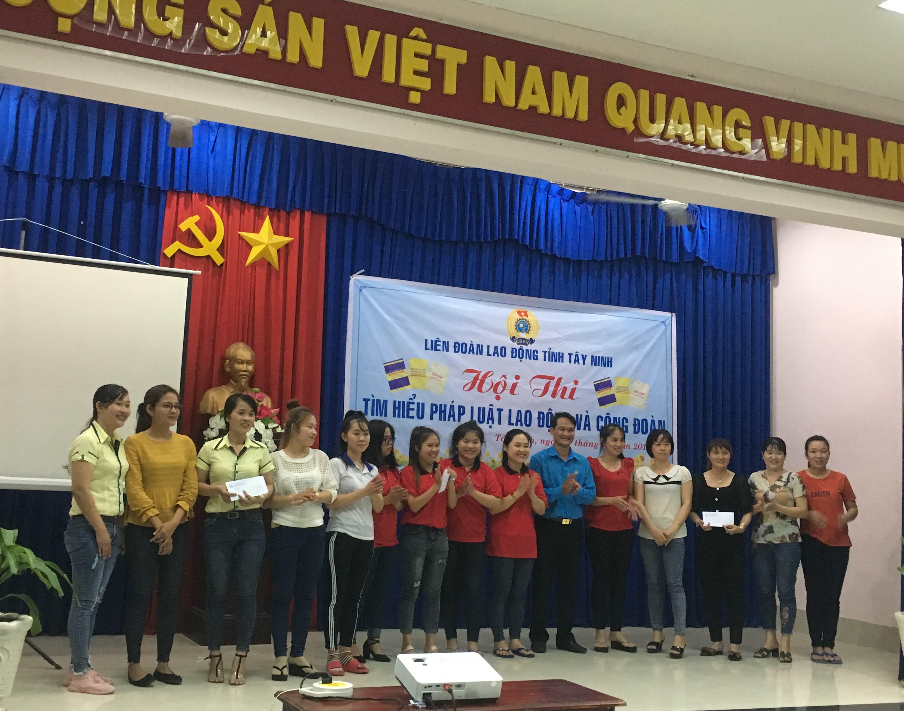 LĐLĐ Châu Thành phối hợp LĐLĐ tỉnh tổ chức hội thi Tìm hiểu Pháp luật Lao động và Công đoàn