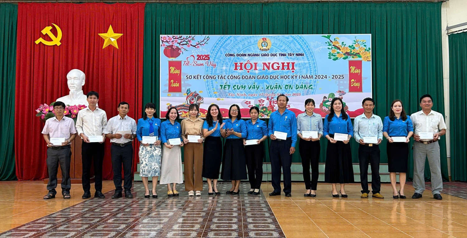 CĐ Giáo dục Tây Ninh tổ chức sơ kết hoạt động công đoàn học kỳ I năm học 2024 – 2025